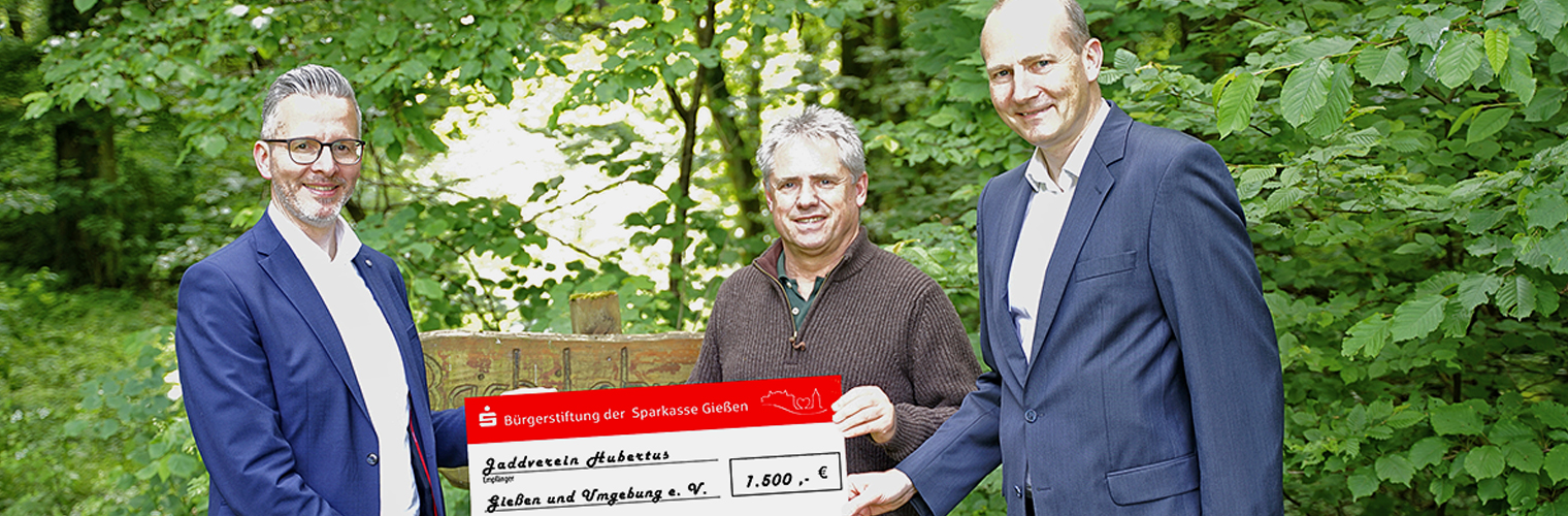 Bürgerstiftung der Sparkasse Gießen unterstützt Jagdverein Hubertus Gießen e.V. mit 1.500 Euro